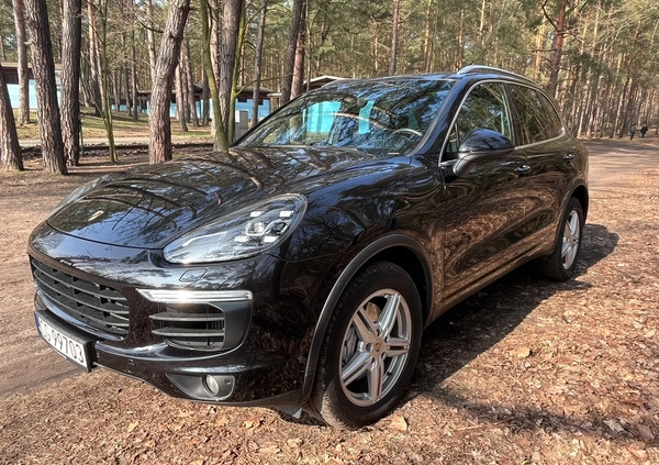 Porsche Cayenne cena 160000 przebieg: 190000, rok produkcji 2016 z Grudziądz małe 781